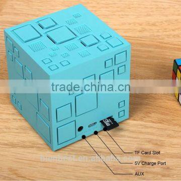 Mini Portable Q+ LED Bluetooth Speaker Square Subwoofer Speakers With Mic TF FM Radio Sound Box Boombox For Phone MP3 Player photo-6