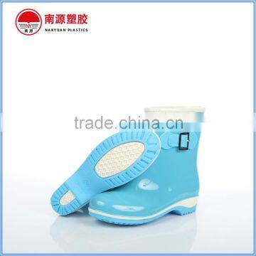 Fashion Rain Boots for Young Lady