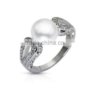 Diamond pigeon ring design