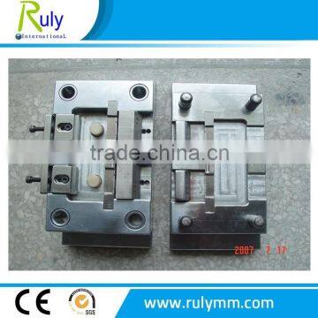 Manufacturer of plastic injection molding factory