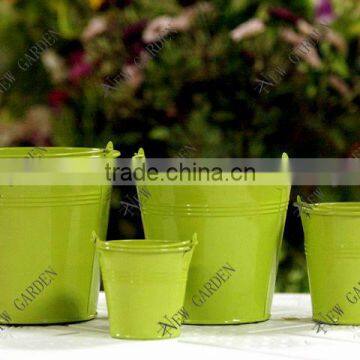 one color coated water bucket for garden