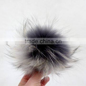 Myfur 2016 Fashion Hat Accessories Fur Ball Hot Sale Genuine Raccoon Fur Pom Poms photo-2