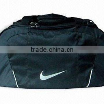 duffle bag,travel bag,luggage,traveling bag