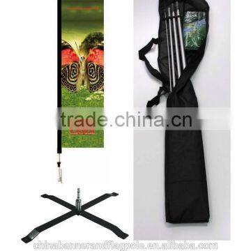 Telescopic outdoor banner pole in rectangle shape