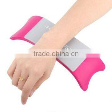 2015 New Hand Cushion Pillow Rest for Nail Art Acrylic Manicure Salon Tool Silicone