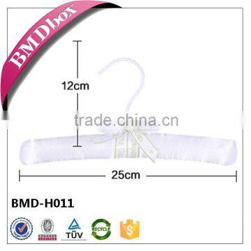 Cute Bowknot Clothes Hanger for Baby