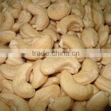 CASHEW KERNEL WW320 photo-4