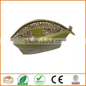 Leather Cosmetic Pouch Green photo-3