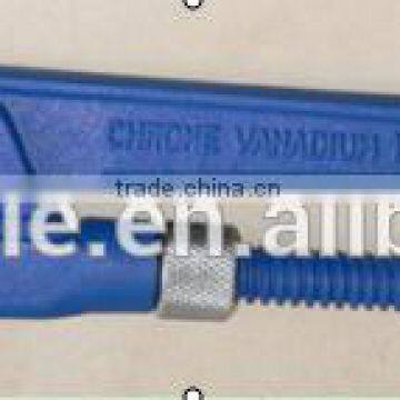 High Quality Chrome Vanadium Adjustable Pipe Wrenches Eagle's Beak Plier photo-3