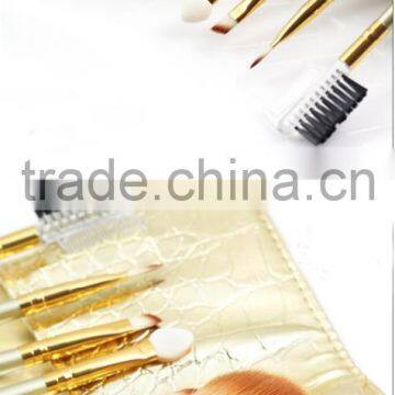 Golden 7 Pieces Of Cosmetics Makeup Brush Set photo-6