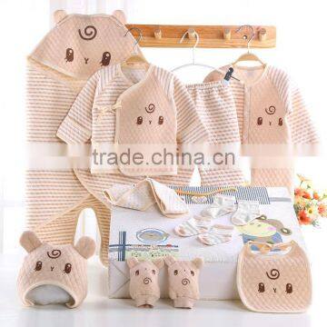 Wholesale 100% organic cotton 13 pieces sets of baby clothing sets gift box for newborn girls boys