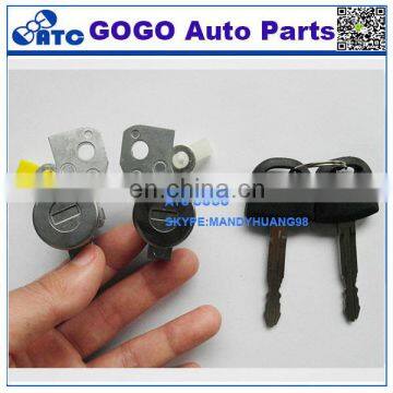 High quality car door lock with key for D-MAX 8-97376560-0