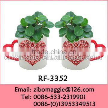 Can Shape Valentine's Designed Ceramic Flower Vase Pot with Heart Handle for Prormotion