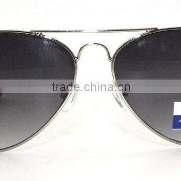 Custom Fashion Metal Sunglasses and Wholesale and Competitive Price photo-6