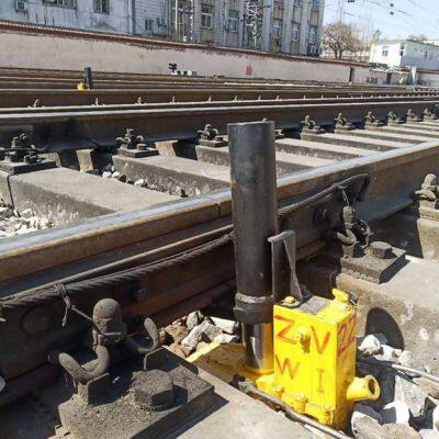 Hydraulic Railway Track Jack for Rail Lifting and Lining photo-2