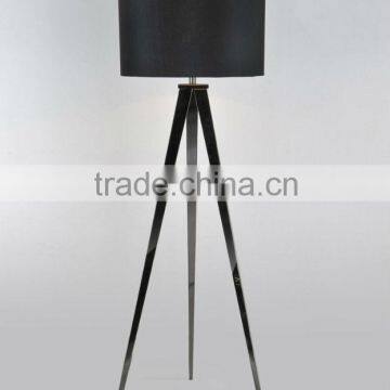 Modern Black /white Standing Floor Lamps /Unique Floor Light/decorative Tripod Floor Lamp