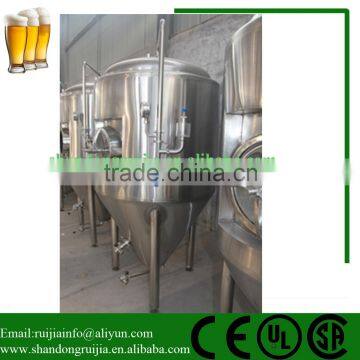 Cooling water jacketed beer fermentation tank with storage system bright tank