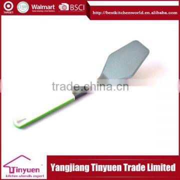 2014 High Quality New Design Nylon Spatula