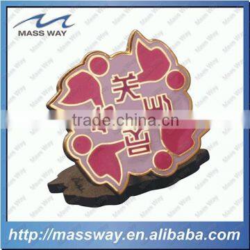 customized enamel etched flower shape brass pin badge