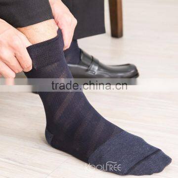 Brethable Colorful Men Custom Dress Socks Wholesale photo-2