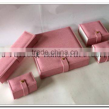 Custom simple paper jewlery box/ square cardboard jewlery boxes for jewlery hot sale