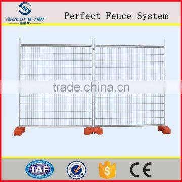 Non coated frame finishing and heat treated pressure type mobile fence