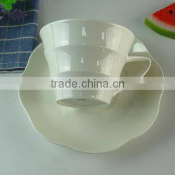 Stock cheap porcelain tea cups and saucers, ceramic coffee cup