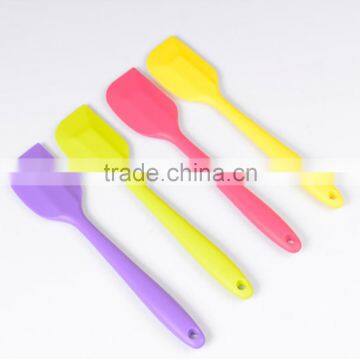 New Cake Cream Scraper Mixing Batter Butter Plastic Silicone Spatula