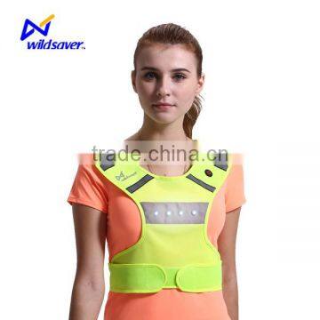 Outdoor LED Reflective Warning Cool Lady Fashion Sportswear photo-2