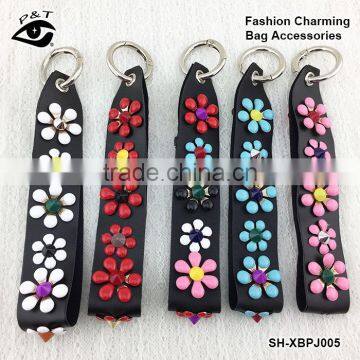 Fashion Multi Colors Metal Flower pu Leather Charm Pendant Diy Accessories for Bags and Handbags photo-2
