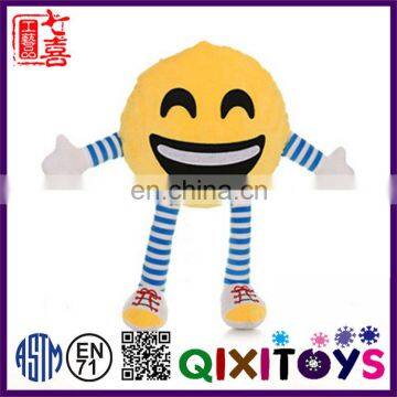 Hot selling custom made creative soft emoji pillow doll 2017 popular pillow cushion wholesale