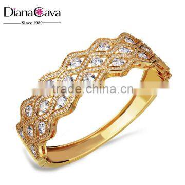 Factory Direct Top Crystal Quality Bling CZ Banquet Party Women Luxury Bangle