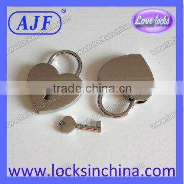AJF 2014 hot selling lover heart lock for valentines day
