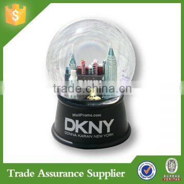 Fashion Style Souvenir Gift Graduation Snow Globe