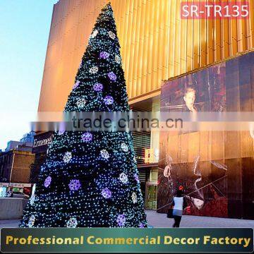 Giant LED lighting Christmas tree for outdoor decoration