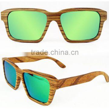 Casual holiday beach wood sunglasses with green mirror coating UV400