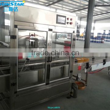 Automatic linear type oil vacuum filler for olive cooking sunflower oil in bottle barrel or jar can