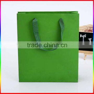 Green Gloss Laminated Paper Bags For Shopping, Shopping Paper Bags photo-3