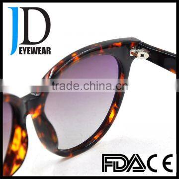 Newest Pretty Summer Ladies Sunglasses Double Color Temple Personalized Cheap Sunglasses