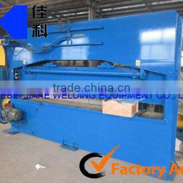 Automatic welded wire mesh panel bending machine