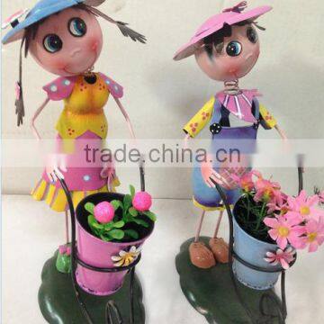 2015 Newest Design Girl Boy Garden Decoration Metal Girl Flower Pot Metal Bog Flower Pot Metal Flower Pot photo-2