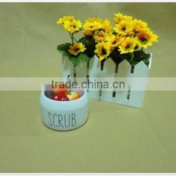 2014 Cheap Custom Exquisite White Embossed Handmade Ceramic Bowl