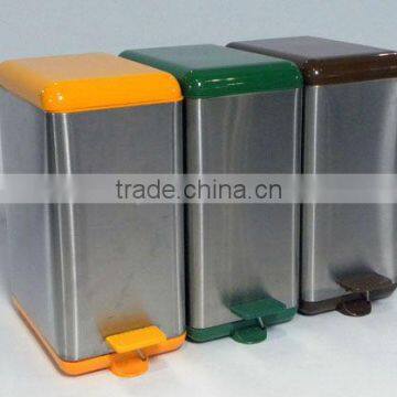 Recycle Bin with Colorful Lid