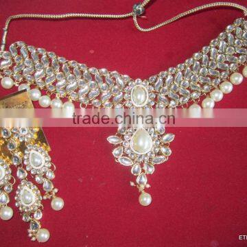 Gold tone kundan pearl choker necklace earring set