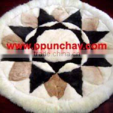 Alpaca Rug Peru Round 39"