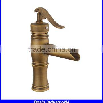 brass antique basin faucet