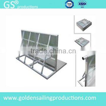 Heavy duty aluminum crowd control barrier, folding crowd barricade for events