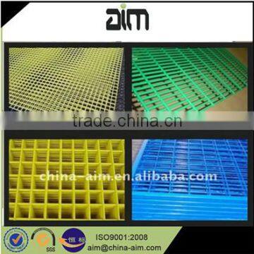 Galvanized or Pvc coated welded wire mesh fence panel