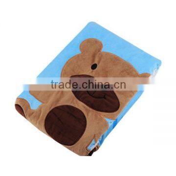 Cute Bear Applique Baby Warm Valboa Blanket