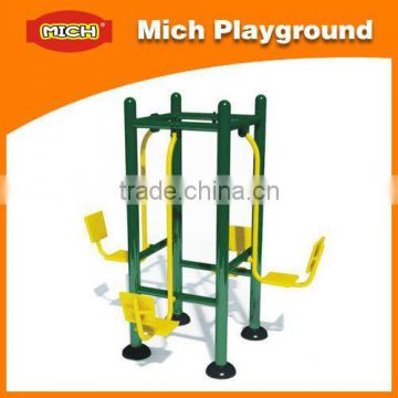 Outdoor fitness equipment with good design for park